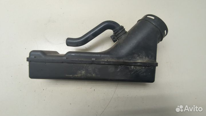 Воздухозаборник Hyundai Santa Fe, 2006