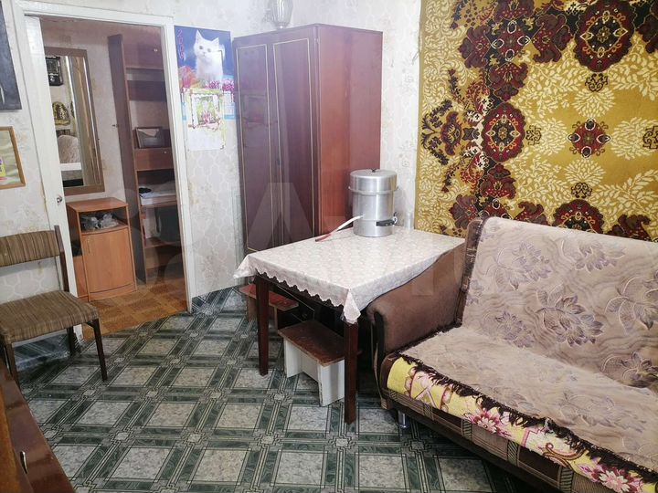 3-к. квартира, 42 м², 3/5 эт.