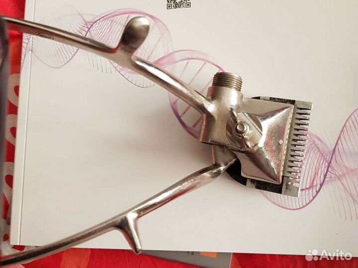 Машинка для стрижки волос механическая