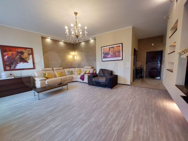 2-к. квартира, 70 м², 9/10 эт.