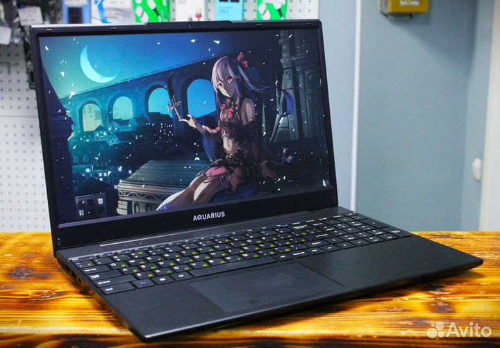 Шустрый ноутбук Aquarius SSD / Соrе i5-10 / IPS