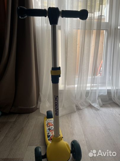 Самокат детский трехколесный бу