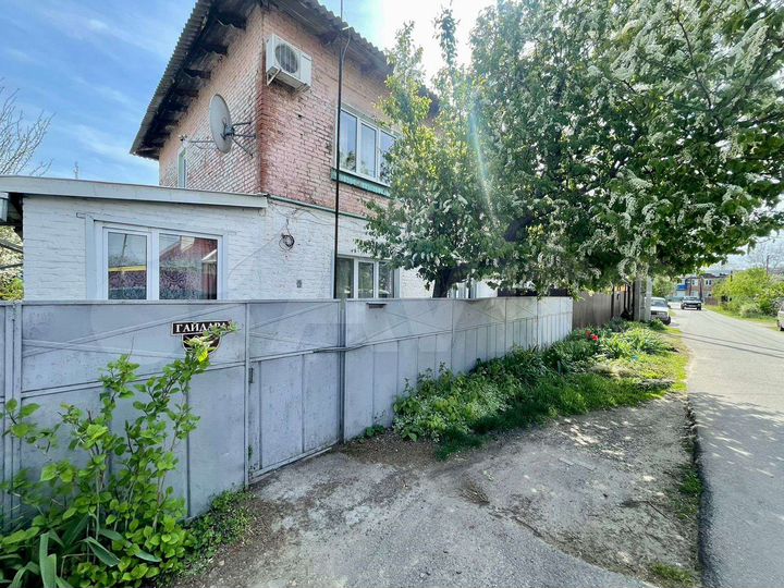 3-к. квартира, 76,5 м², 1/2 эт.