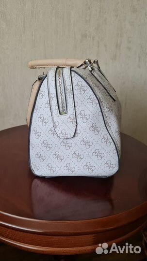 Сумка женская Guess оригинал бу