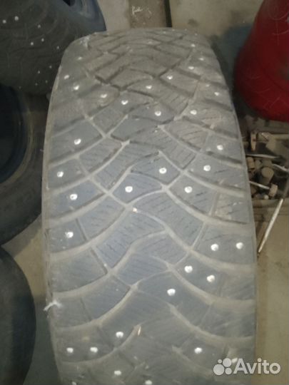 Dunlop Bb490 215/65 R16