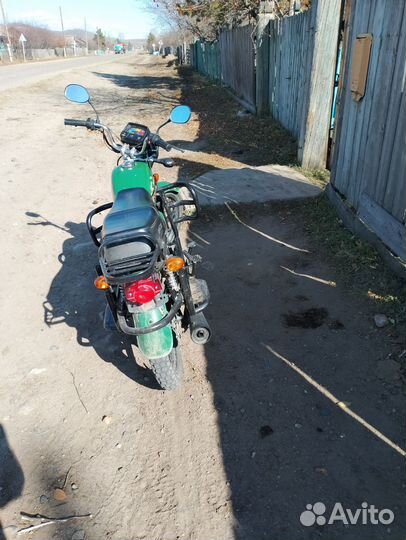 Продам мотоцикл рейсер 110 кубов с документами