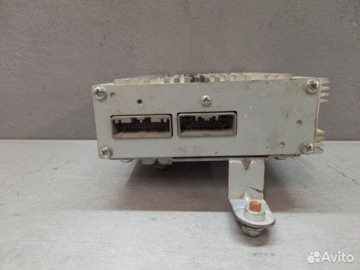 Усилитель звуковой частоты Honda Accord 8 2009