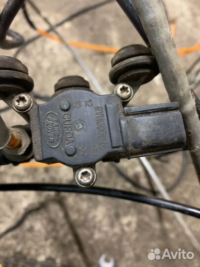 Блок клапанов пневмоподвески land rover