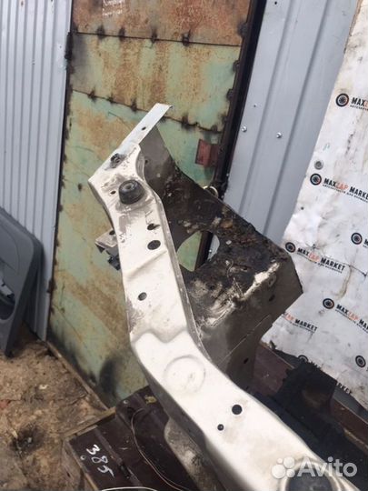 Передняя панель (телевизор) Hyundai Accent 2003