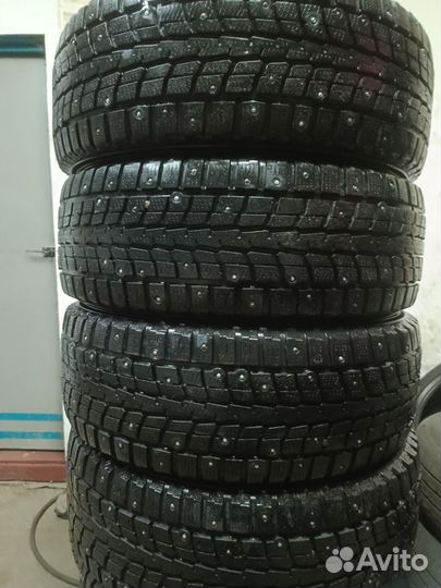 Dunlop SP Winter Ice 01 225/65 R17 102T