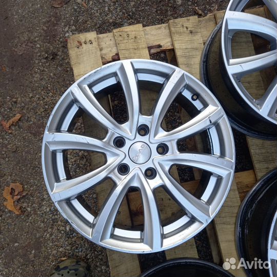Литые диски R17 5x114.3 Kia, Mitsubishi, Hyundai