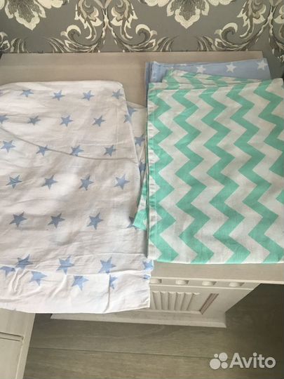 Комплект в детскую кроватку с матрасом