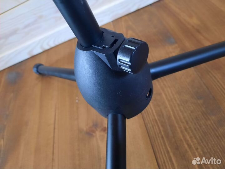 Микрофонная стойка прямая 140 см max