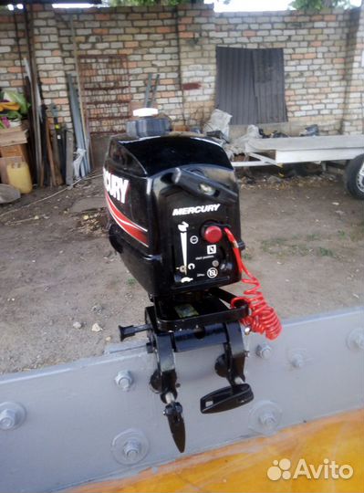 Моторная лодка