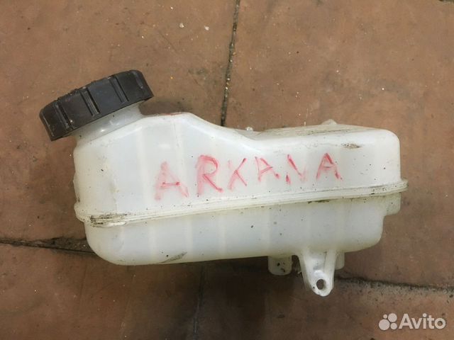 Бачок гтц Renault Arkana