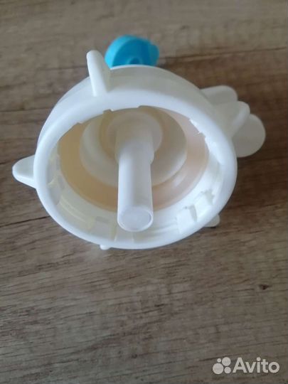 Дозатор на бутыль