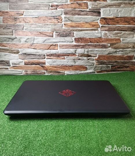 Игровой ноутбук Hp 17.3/i7/GTX 1070 8Гб/12озу/ssd