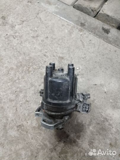 Трамблер toyota corolla e100