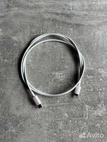 Кабель apple lightning USB-C 1м
