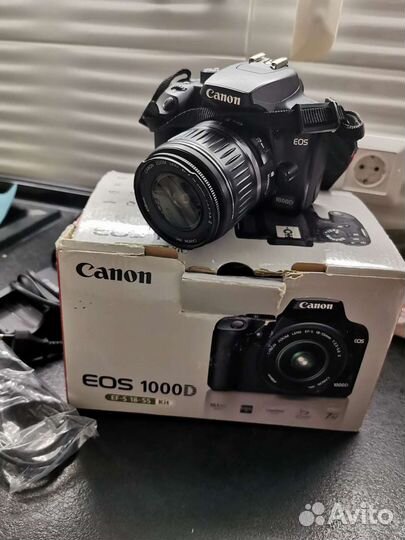 Продаю фотоаппарат Canon EOS 1000D