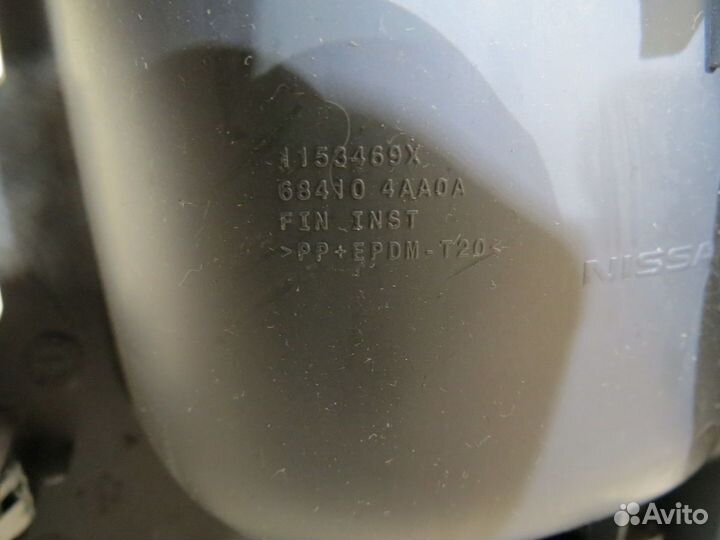 Накладка торпедо Nissan Almera G15