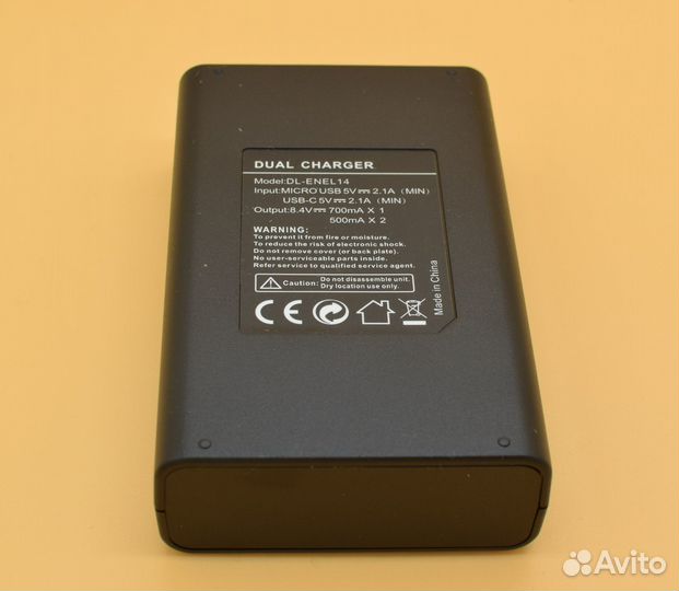 Двойное зарядное устройство EN-El14 Micro USB