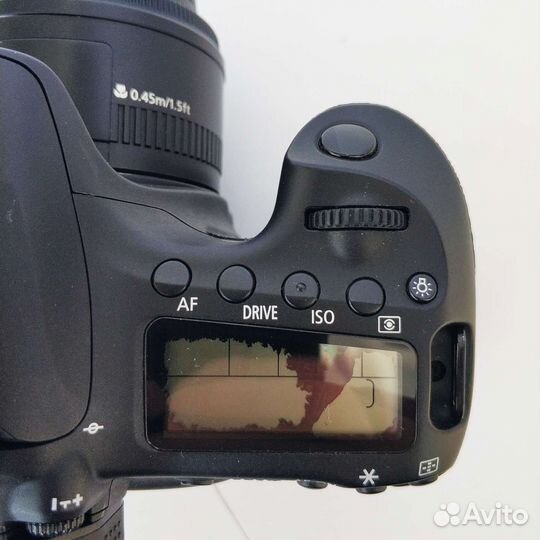 Зеркальный фотоаппарат Canon EOS 60D