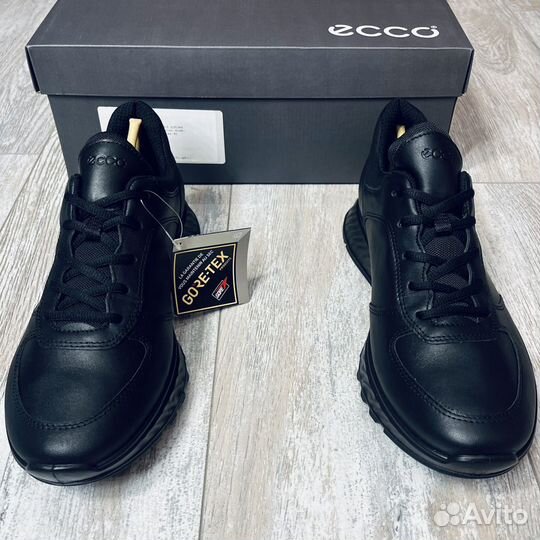 41 р Новые кроссовки Ecco exostride M