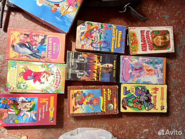 Видеокассеты