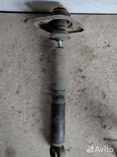 Амортизатор газомасляный задний Nissan Teana J31