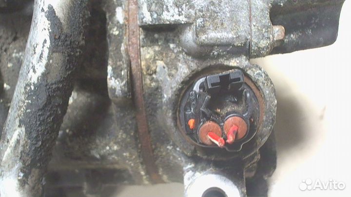 Компрессор системы кондиционирования Toyota Avensi