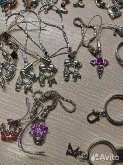 Для рукоделия брелоки, подвески