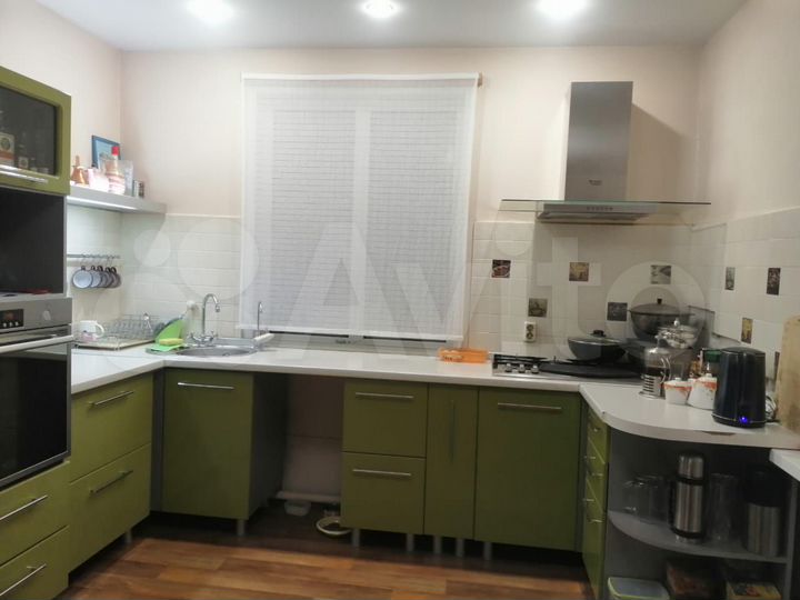 Дом 191,6 м² на участке 16,5 сот.