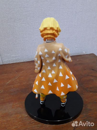 Фигурка Зеницу из аниме крд