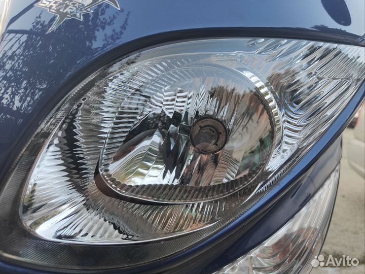 Передняя фара Yamaha T-Max