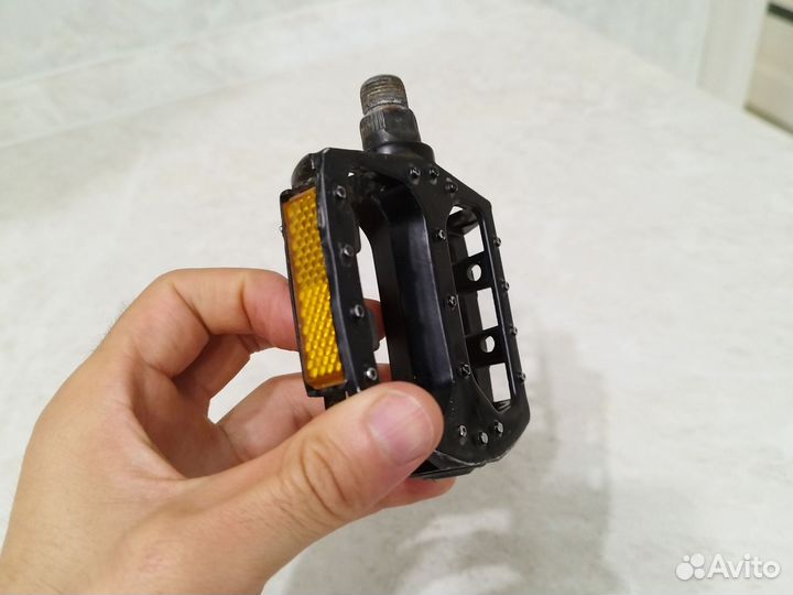 Педали для велосипеда shimano