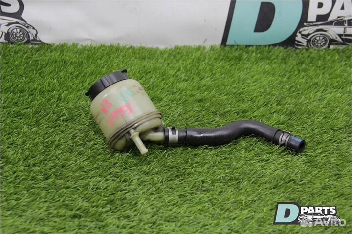 Бачок гур Nissan Skyline PV36-300760 VQ35DE 2007