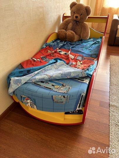 Кровать машина