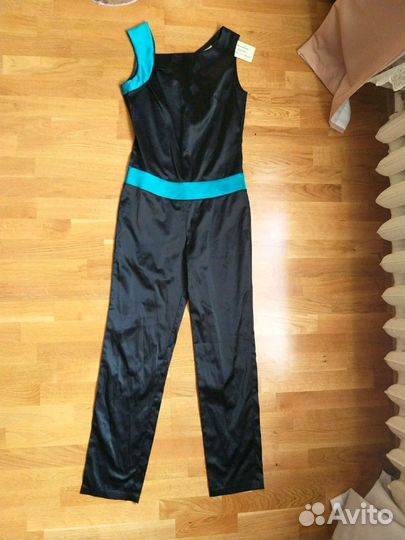 Комбинезон новый