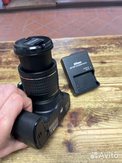 Зеркальный фотоаппарат Nikon D3400