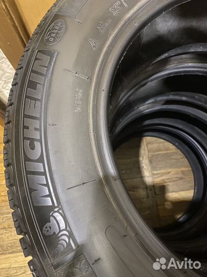 Michelin X-Ice XI3 215/65 R17