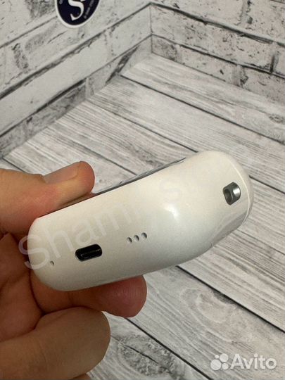 Airpods с экраном