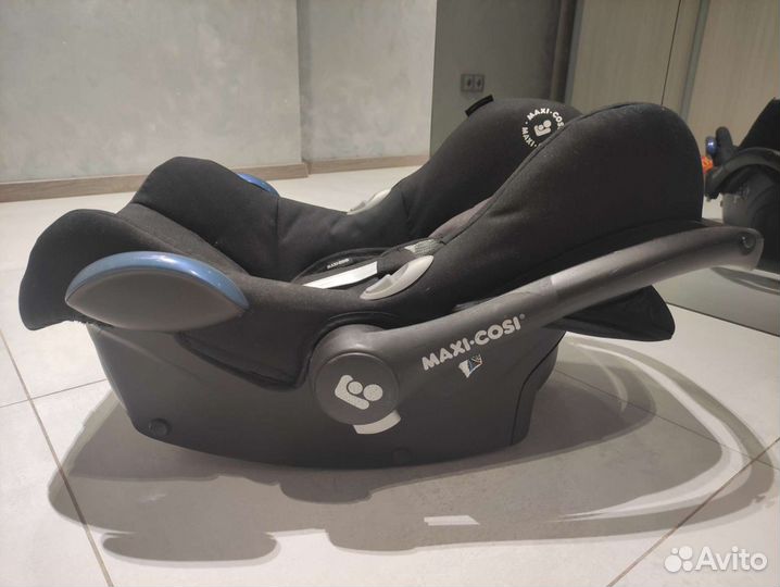 Автолюлька maxi cosi cabriofix