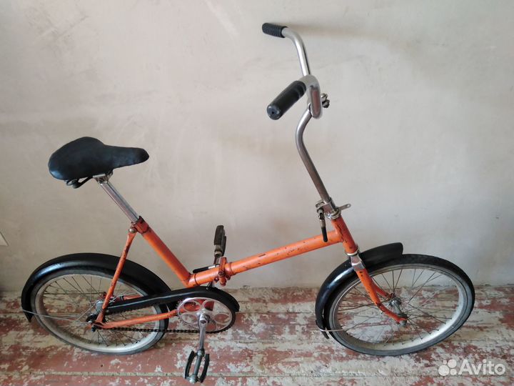 Велосипед колеса 20 на ходу