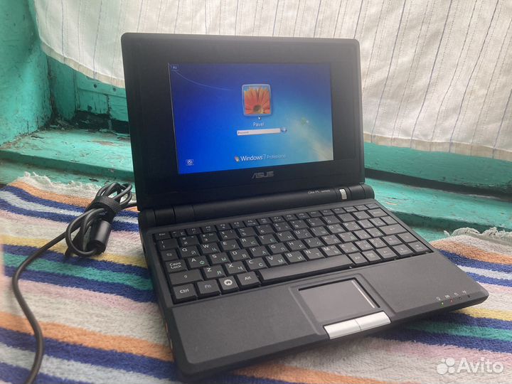 Нетбук asus eee pc 700