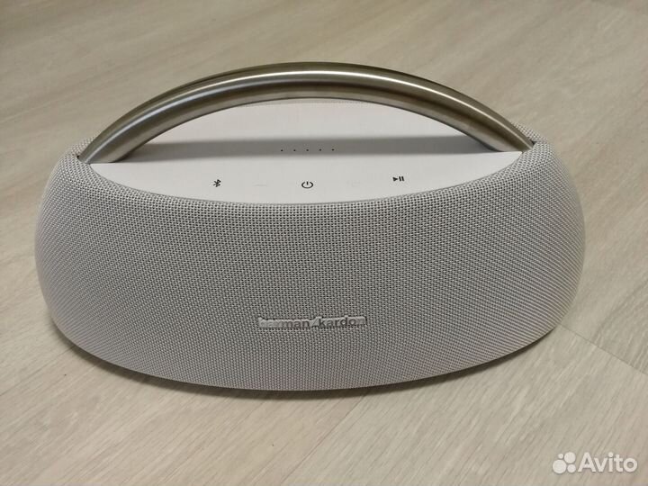 Мощная портативная колонка Harman Kardon Go