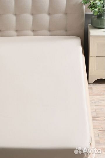 Простынь на резинке 160х200х28