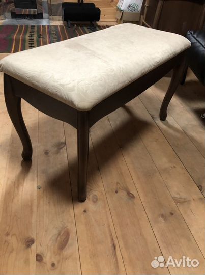 Банкетка и тумбочка