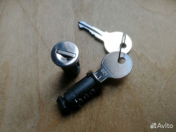 Ключи Thule (от 001 до 199)