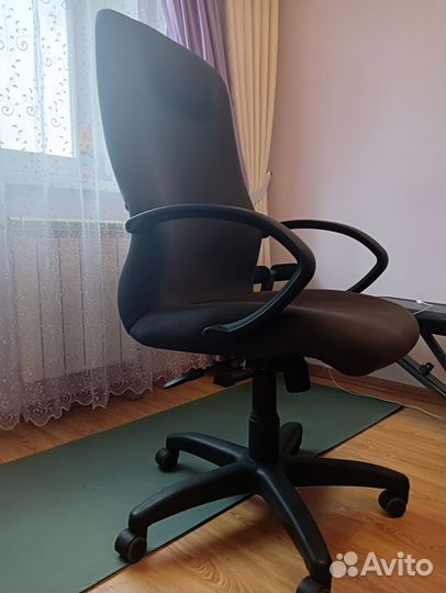 Компьютерное кресло велюр